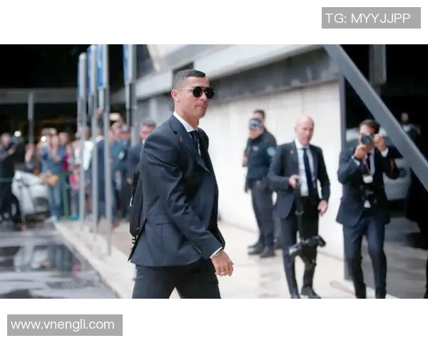 球星私服穿搭揭秘他们最钟爱的时尚品牌与潮流选择