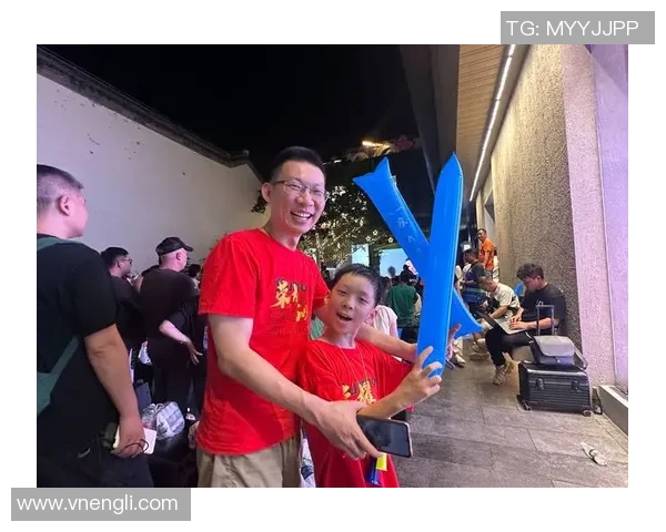 球迷自制感人应援视频获球星转发温情回应网友纷纷点赞