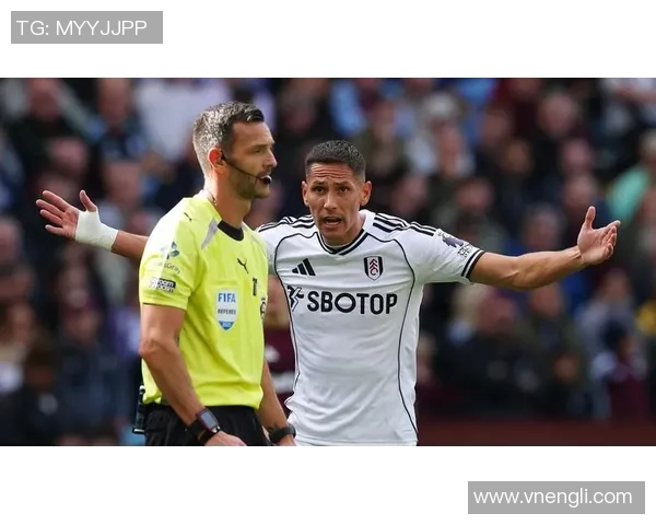 英超最新举动引发球迷强烈讨论社交媒体热议不断 英超最新举动引发球迷强烈讨论社交媒体热议不断