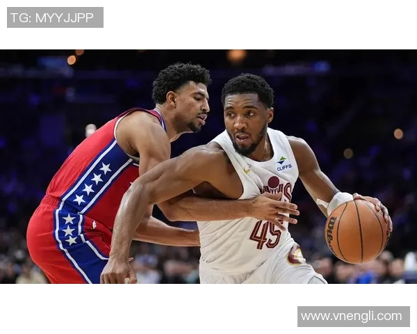 米切尔今日状态爆棚全场最佳当之无愧展现超级球星风采 米切尔今日状态爆棚全场最佳当之无愧展现超级球星风采